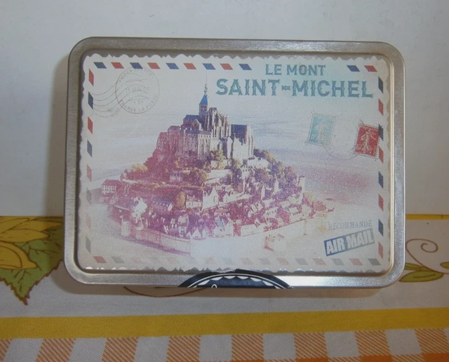 Lot Boîte Fer Couture Ancienne Avec Dessins Mont Saint-Michel, Boutons Nacrés Et Laines