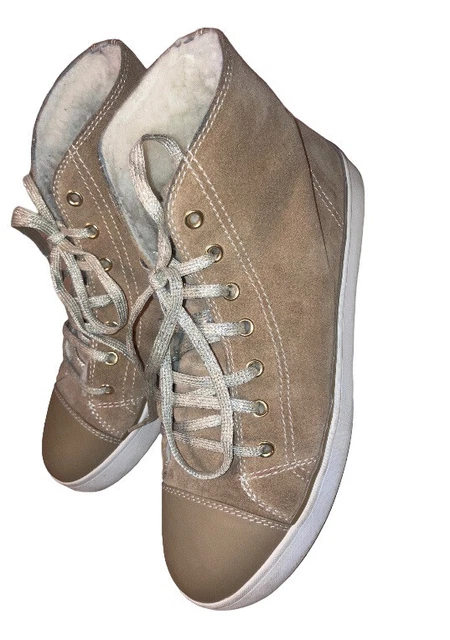 Kate Spade Lendal Sherpa Lined Fur  Sneakers in Camel Brown 7.5 8 **read