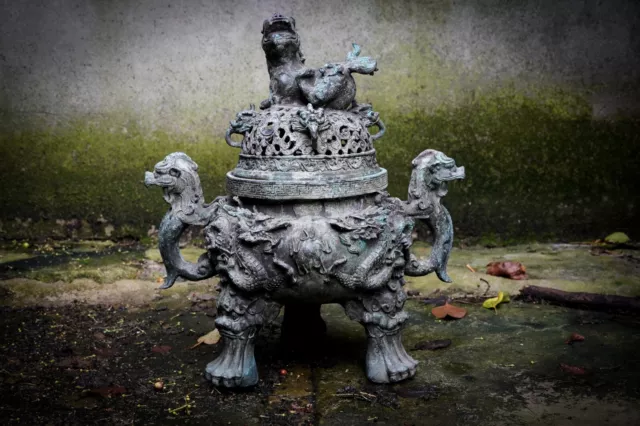 Antique Ming Dynasty  Chinese  Bronze  Censer  Incense Burner. Large 9.5kg. 44cm