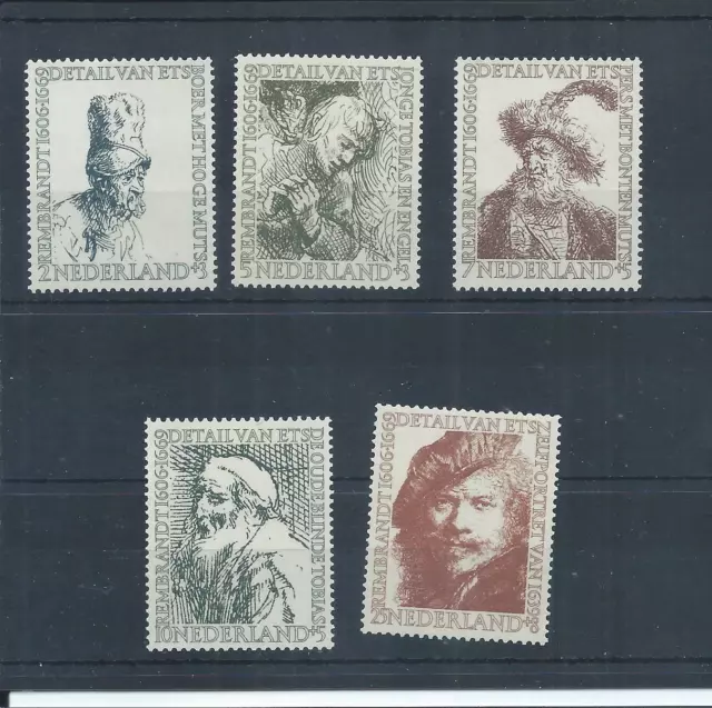 Netherlands stamps.  1956 Cultural & Social Relief Funds & Rembrandt MNH (AC515)