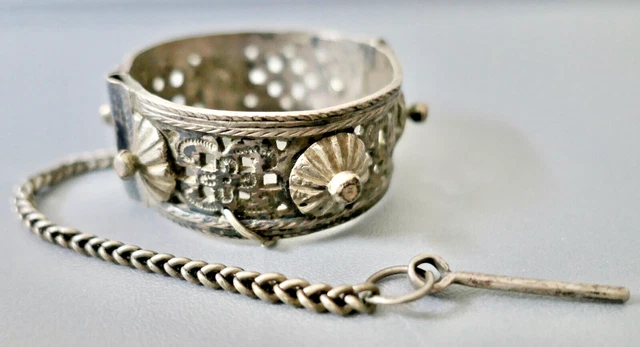 Bracelet Ancien En Argent Filigrane Avec Cabochons De Pierres - Pièce Unique Vintage !