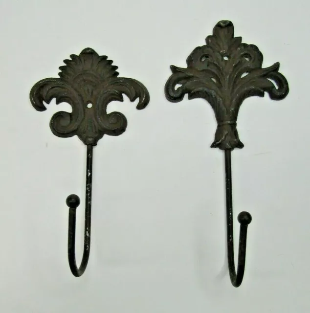 Cast Iron Victorian Lily/Fleur de Lis Towel holder Misc Wall Hook Pair