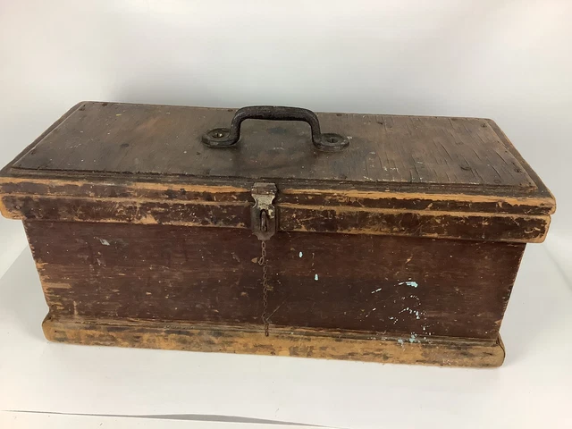 Antique Woodworker’s wooden chest early 1900s captains chest