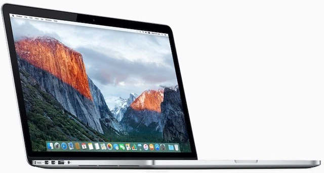 Apple MacBook Pro Retina 15"" Core i7 2,5 GHz 16 GB 512 GB (metà 2015) doppia grafica