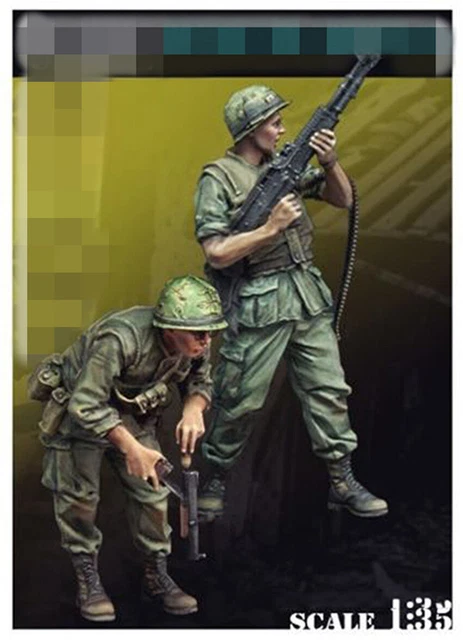 1:35 resin figure model kit Vietnam war 2 US soldiers Resin Kit Unpainted