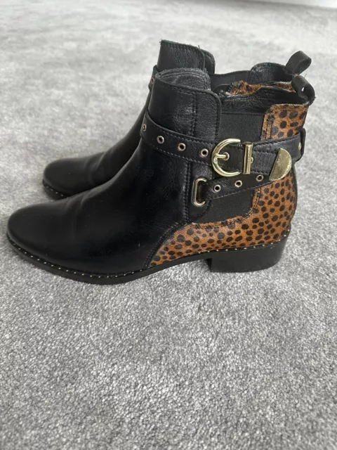 Mode En Pelle Leather Boots Size 7 - 40 Leopard Print Detail