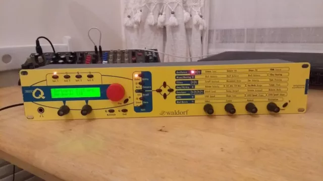 Waldorf Micro Q Synthesizer