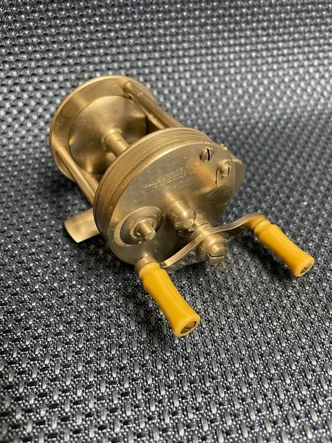 VINTAGE JAMES HEDDON'S Sons Dowagiac 3-35 Direct Drive Reel