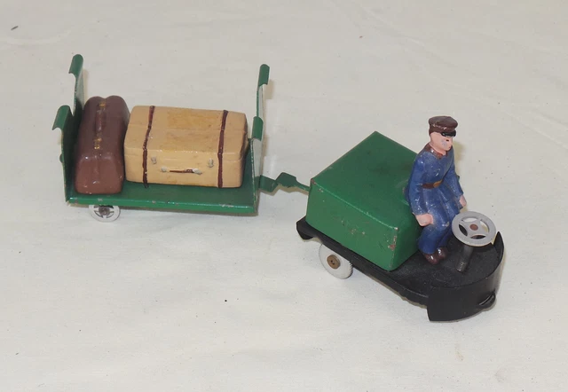 Chariot De Gare Miniature En Métal Repeint - 11 Cm - Fabrication Allemande Vintage