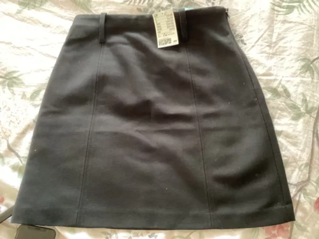 H&M Ladies Black skirt size 8 NEW with tags