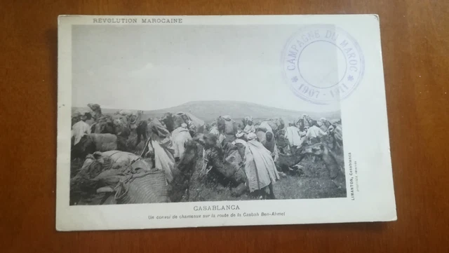CPA - MAROC - Révolution Marocaine -  Un convoi de chameaux sur la route