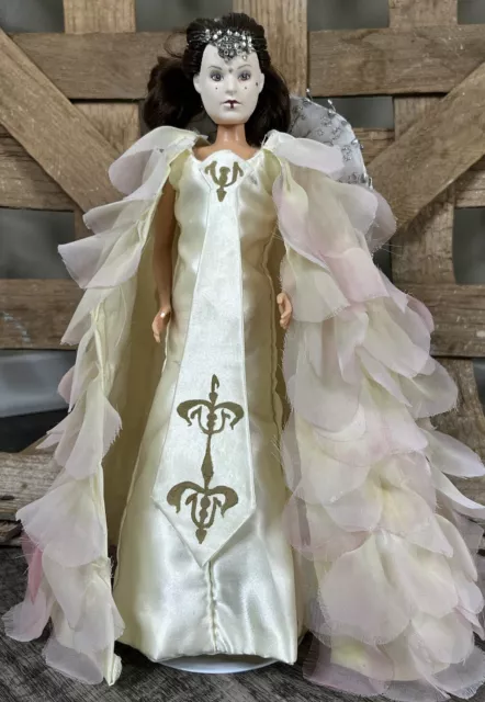 QUEEN AMIDALA Star Wars Episode 1 1999 Victory Parade #5 By Samantha Peterson QUEEN AMIDALA Star Wars Episode 1 1999 Victory Parade #5 By Samantha Peterson