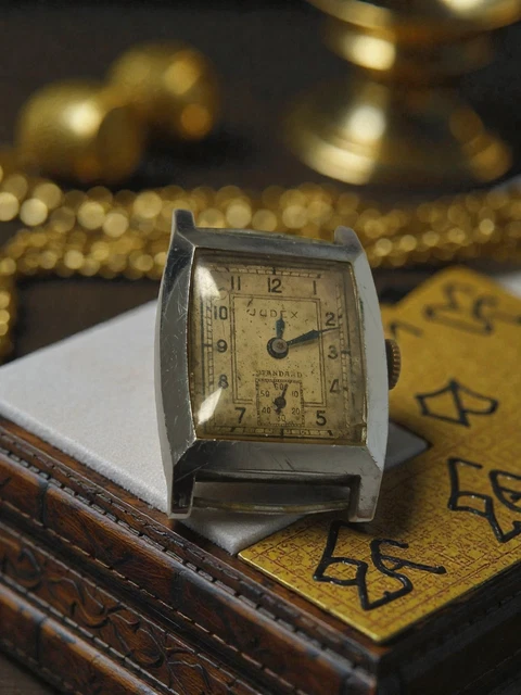 MONTRE FINGERHUT ANTIMAGNETIC noyerling 17 Jewels vintage FONCTIONNE EUR 50,00 - FR