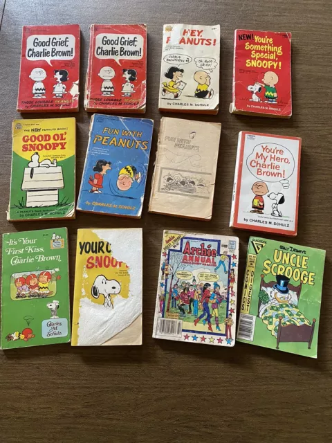 Lot:12 Vintage Charlie Brown Paperbacks Charles Schultz Peanuts + Archie, Disney