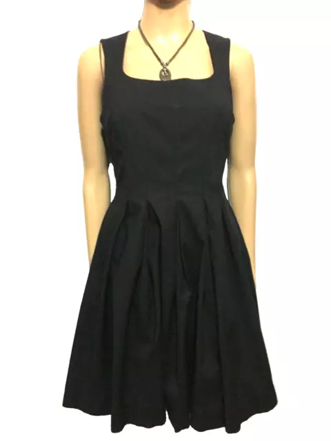 Cue in the City pleat dress, sz. 8, classic black style   RP$279.99 2