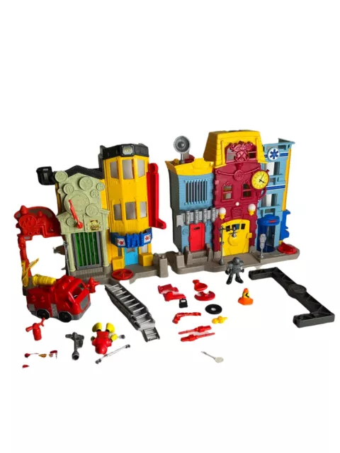 FISHER PRICE IMAGINEXT Rescue City Center Hospital Fire Police Station X7669
