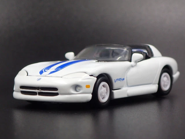 1992-1996 Dodge Viper Rt/10 1:64 Scale Collectible Diorama Diecast Model Car