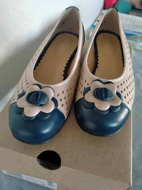 Hotter pumps outlet