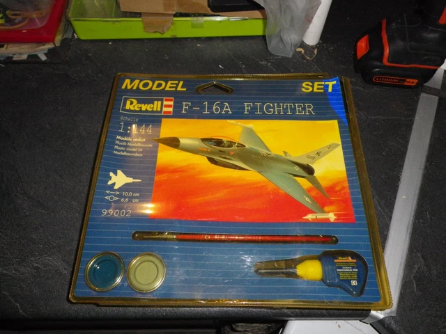 Revell  F-16A Fighter  1/144