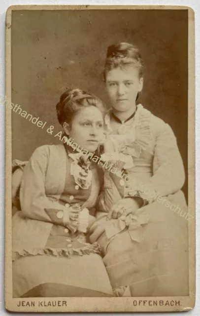 orig. CDV Foto Fotografie Frau Dame Mode um 1880 Klauer Offenbach