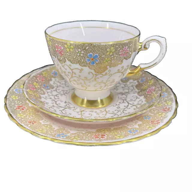 Royal Tuscan Pale Pink Gold Lace Gilt Blue/Pink/Yellow Floral Teacup Trio 8511H