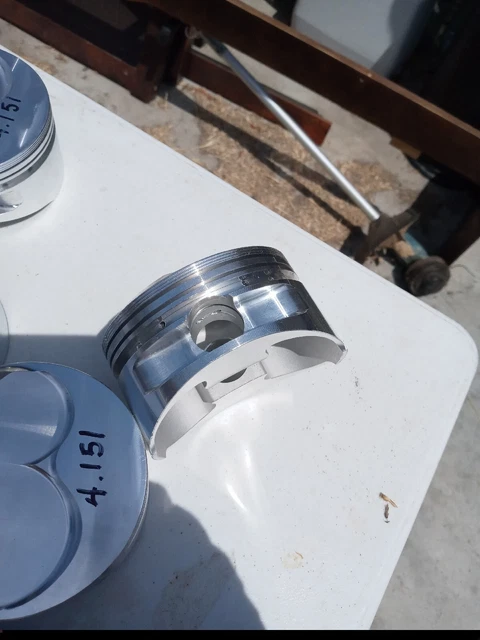 SRP (281919) 4.500 Bore Domed Piston Set for 502 Big Block Chevy 並行輸入品 爆買い 