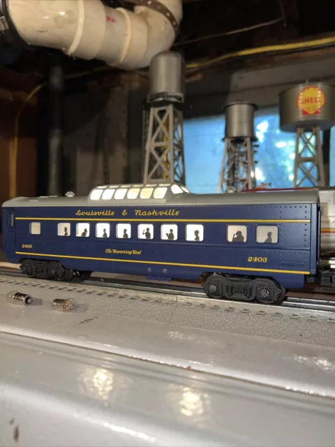 Williams Louisville & Nashville Illuminated Passenger Car NEW. W/Box Williams Louisville & Nashville Illuminated Passenger Car NEW. W/Box
