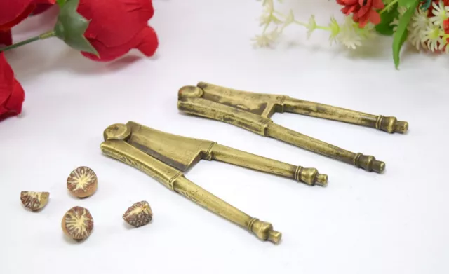 Brass Betel Nut Cutter Pair Old design Indian collectible Table Décor.i12-174 3