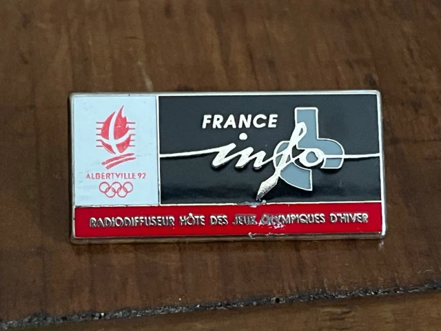 Jeux Olympiques - Série De 2 Pin's , JO , Jeux Olympiques Albertville 92 Barcelona 92 Non Signes 1917986313