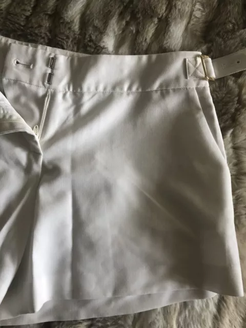 Ladies Guess by Marciano White Shorts size 42 BNWOT 3