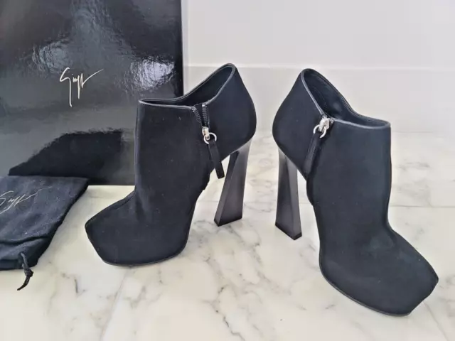 GIUSEPPE ZANOTTI Black Suede VERO Ankle Platform Heeled Booties Size 37