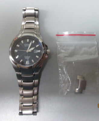 citizen eco drive titanium sapphire wr 100
