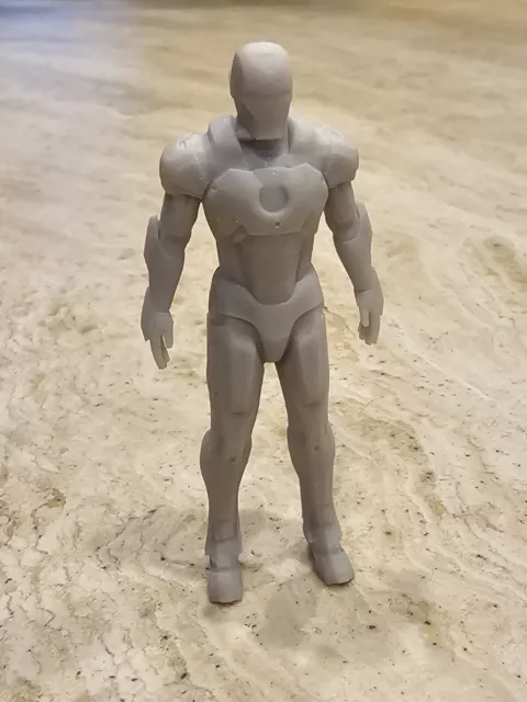 1/64 Scale IRON MAN.  Unpainted.  Diorama, Greenlight,