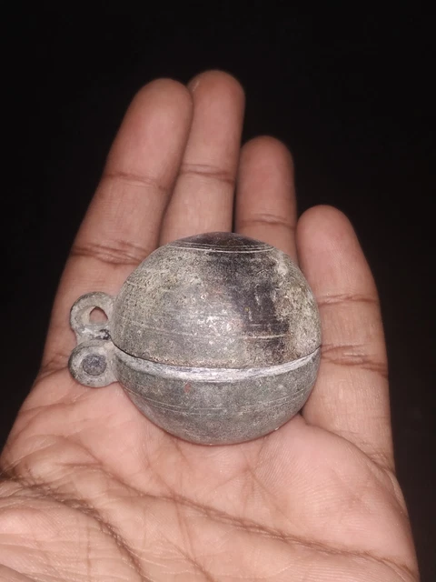 Antique Indian Ethnic Bronze Round Betel Lime Box Bottle Container Collectible #