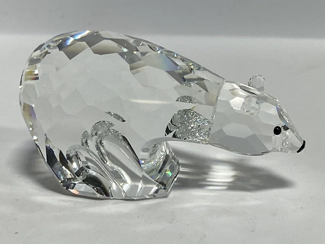 SWAROVSKI CRYSTAL POLAR BEAR SO PRECIOUS READY FOR THAT BEAR COLLECTOR w/o box