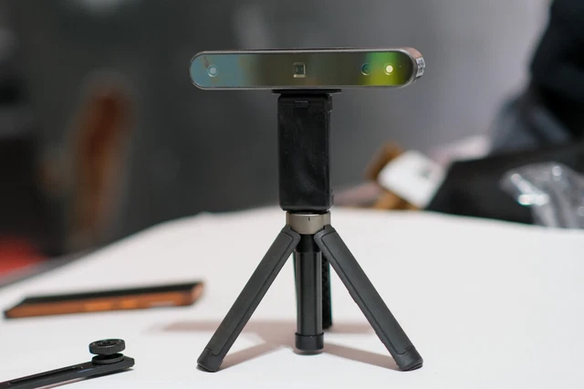 Revopoint Pop 2 Standard Portable 3D Scanner
