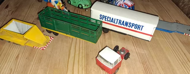 Blechspielzeug Hersteller MSB Spezialtransport mit  4 verschiedenen Anhängern