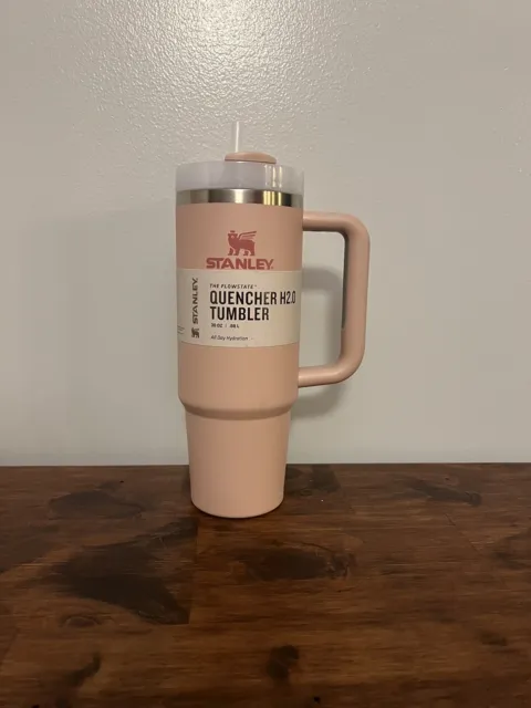 https://www.picclickimg.com/ce8AAOSwuIRlf8uo/USA-AUTHENTIC-PINK-DUSK-Stanley-30-oz-Quencher.webp