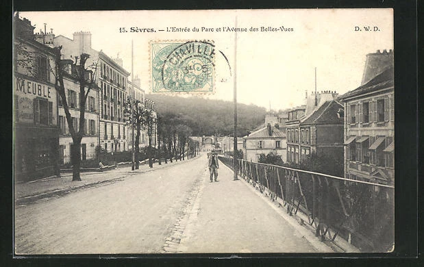 CPA Sèvres, L´Entrée du Parc et l´Avenue des Belles-Vues