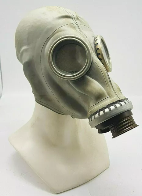 WW2 SOVIET RUSSIAN Gas Mask GP-5 Genuine  VINTAGE funy dirty, with spots, rubbed