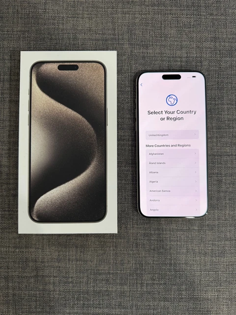 iPhone 15 Pro Max 256GB 覗け ナチュラルチタニウム