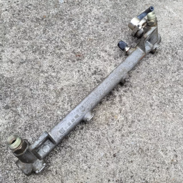 Vauxhall Astra Mk4 Zafira Z20let Fuel Rail & Regolatore Gsi Coupe Turbo 90411551