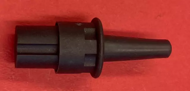 Bulgin PX0631 3 Pole Miniature cable mount socket