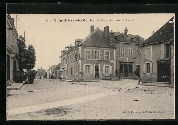 CPA Saint-Pierre-le-Moutier, Route de Lurcy