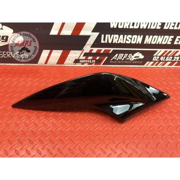 Coque Arrière Et Feu Stop Kawasaki Z750S 2003-2006 - Rouge - Occasion