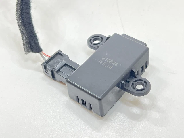 2022 - 2023 Kia Carnival Front Left Side Seat Usb Charging Port Oem 96125P2200