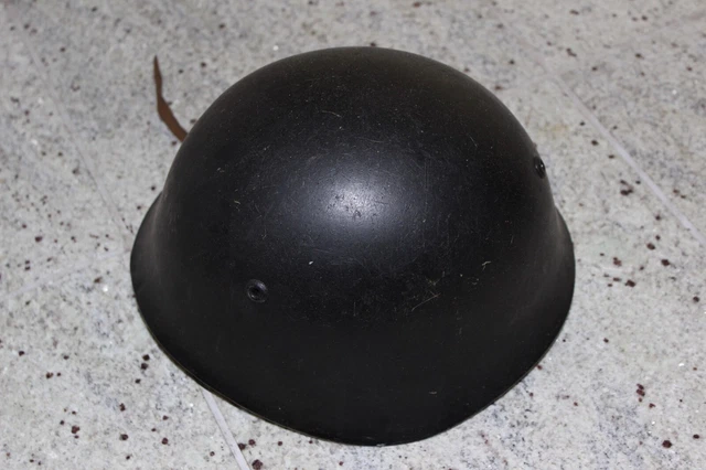 Ausrüstung Stahlhelm Russland Sowjet Union schwarz + Innenfutter ab 2WK Militär