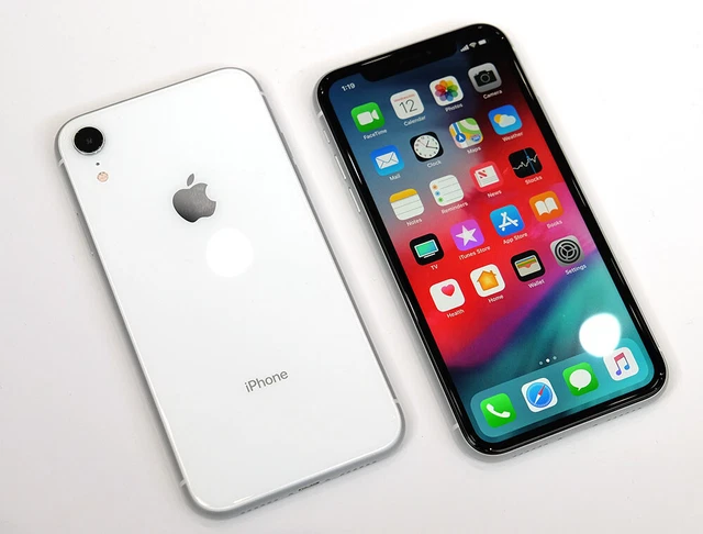 スマートフォン本体 iPhoneXR 128GB white au Apple iPhone XR 128GB ホワイト au スマートフォン本体 iPhoneXR