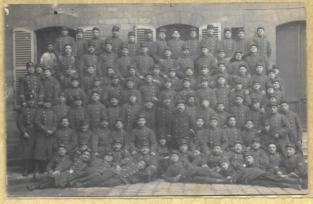 Carte Photo Ancienne Guerre 1914-1918 – Soldats Et Joueurs De Football – Tirage Original