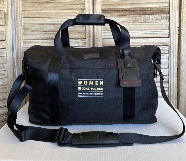 TUMI CORPORATE COLLECTION Weekender Travel Duffle Duffel Bag